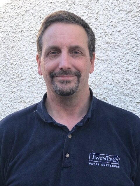 Installer Pete McGuiness